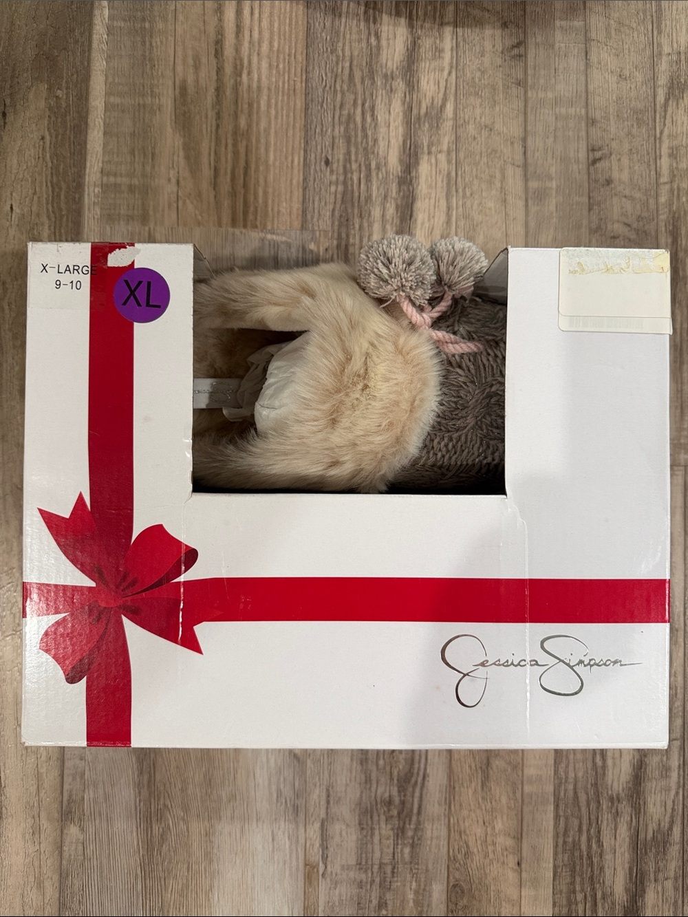 Jessica Simpson Gray & Cream Plush Cat Slipper Bed with Pom Detail 9-10